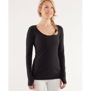 Lululemon My Mantra Long Sleeve Black. Size 8